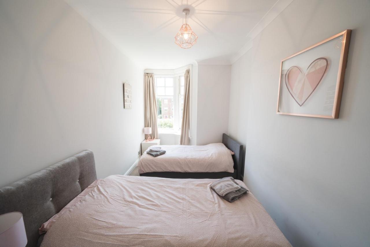 Luxury Apartment In 본머스 외부 사진